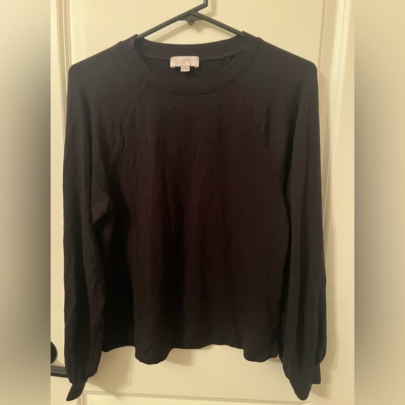 XS LOFT Very Soft oversized Black Crew Neck Sweater (rayon/acrylic) - Picture 1 of 5